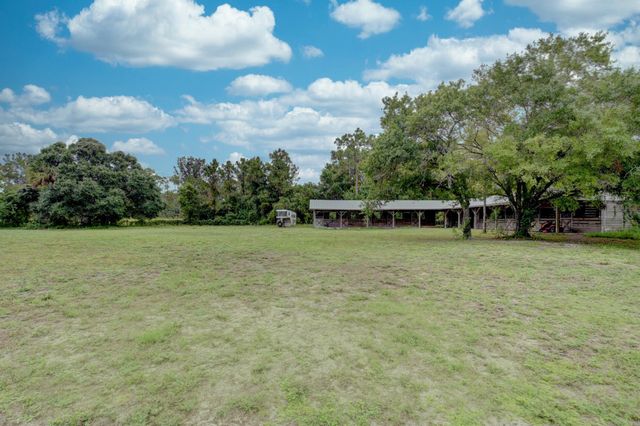 19153 Eagles Way Court, Loxahatchee, FL 33470