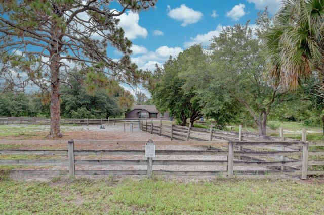 19153 Eagles Way Court, Loxahatchee, FL 33470