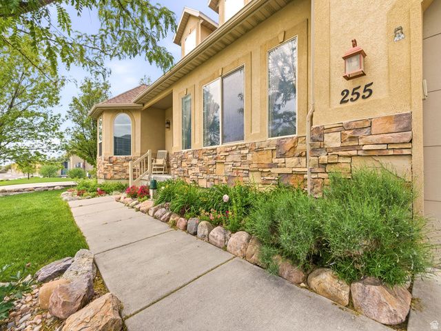 255 E 1300 N, Mapleton, UT 84664