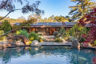 2294 Boysen Ln, St. Helena, CA 94574