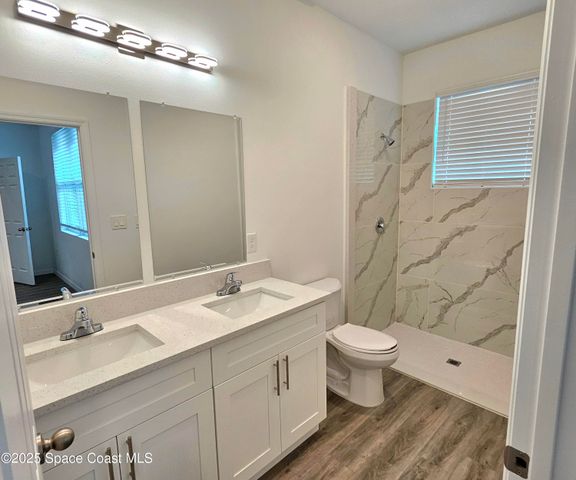 561 Harrisburg Street SW, Palm Bay, FL 32908