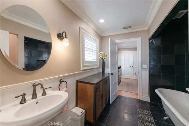 5433 W 134th Place, Hawthorne, CA 90250