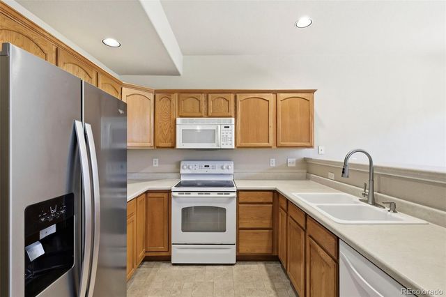 5823 New Crossings Point, Colorado Springs, CO 80918