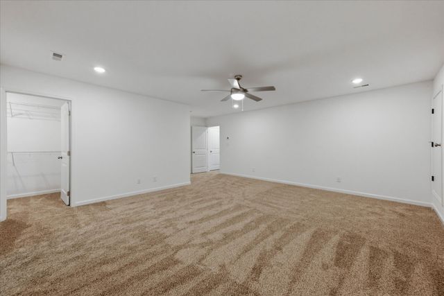 1279 Mourning Cloak Dr, Clarksville, TN 37043