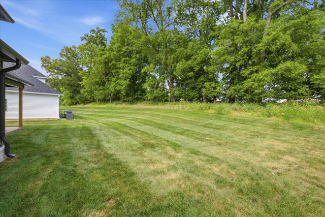1279 Mourning Cloak Dr, Clarksville, TN 37043