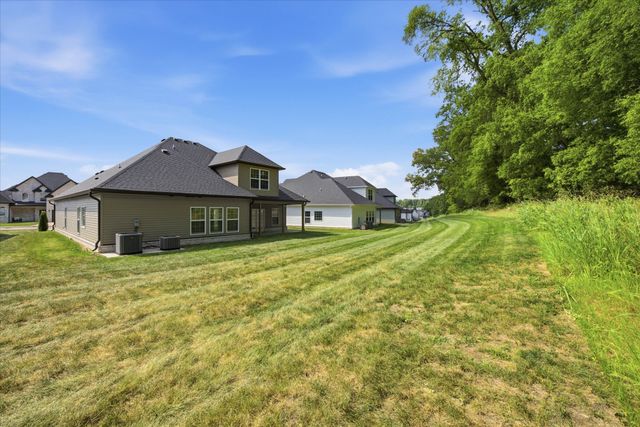 1279 Mourning Cloak Dr, Clarksville, TN 37043