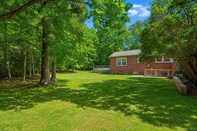 117 Hallock Road, Lake Grove, NY 11755