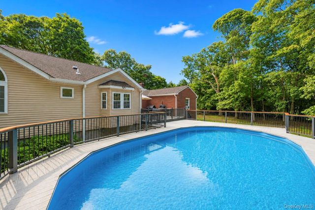 117 Hallock Road, Lake Grove, NY 11755