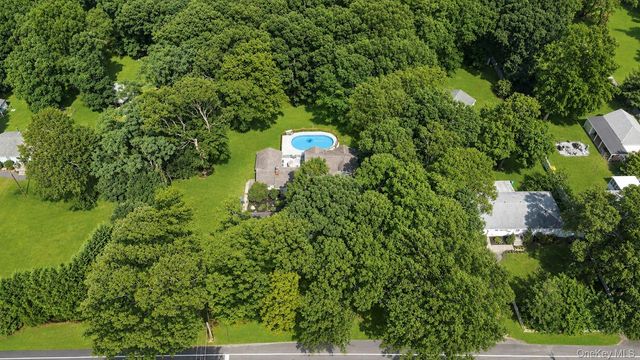 117 Hallock Road, Lake Grove, NY 11755