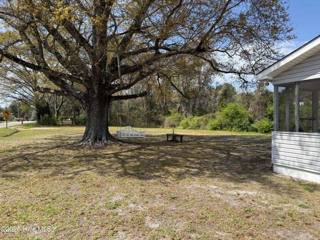 2260 Shell Point Road SW, Shallotte, NC 28470