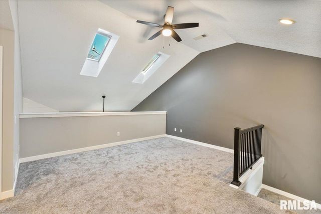 354 COUNTRY CLUB Court, Eldridge, IA 52748