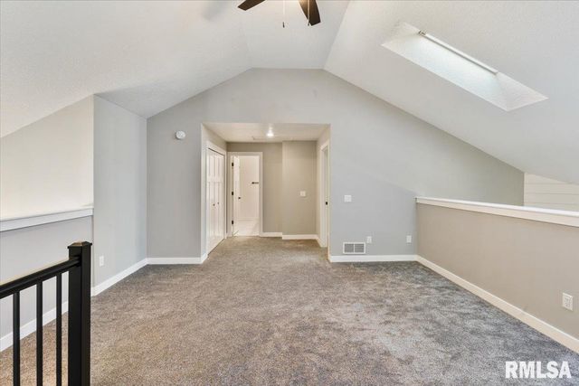 354 COUNTRY CLUB Court, Eldridge, IA 52748