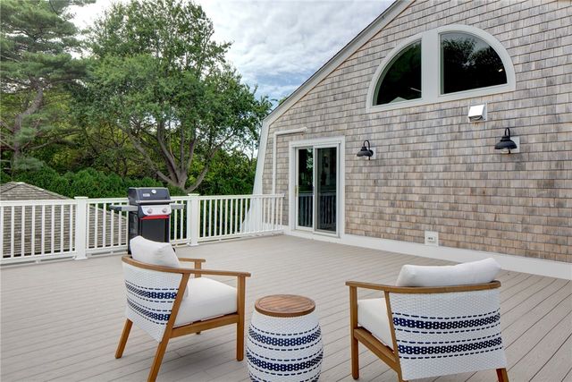 1 Harbor View Drive, Newport, RI 02840