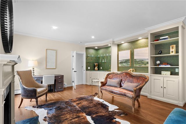 1 Harbor View Drive, Newport, RI 02840