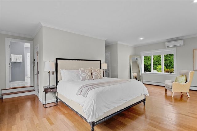 1 Harbor View Drive, Newport, RI 02840