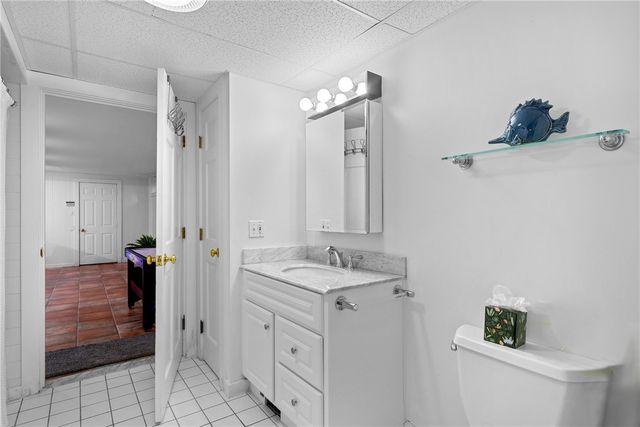 1 Harbor View Drive, Newport, RI 02840