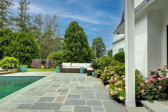 1 Harbor View Drive, Newport, RI 02840
