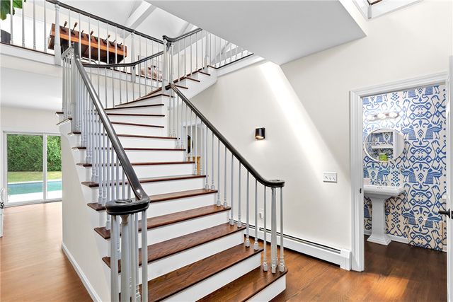 1 Harbor View Drive, Newport, RI 02840