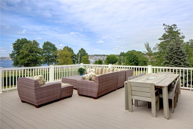 1 Harbor View Drive, Newport, RI 02840