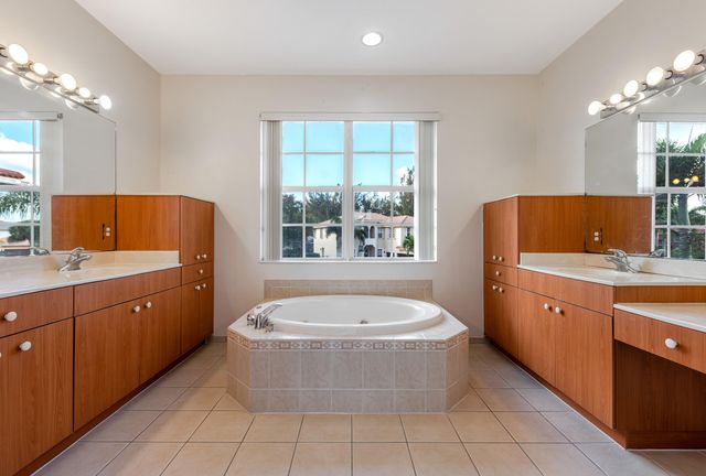 102 Ibisca Terrace, Royal Palm Beach, FL 33411