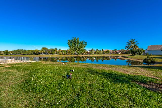 102 Ibisca Terrace, Royal Palm Beach, FL 33411