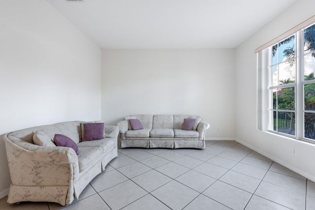 102 Ibisca Terrace, Royal Palm Beach, FL 33411