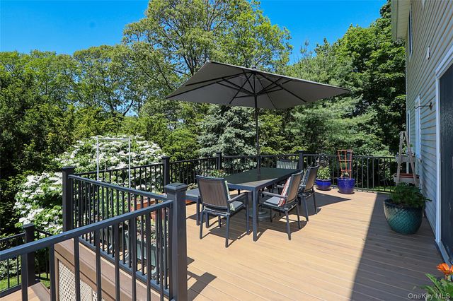 21 Hildreth Avenue, Huntington, NY 11743
