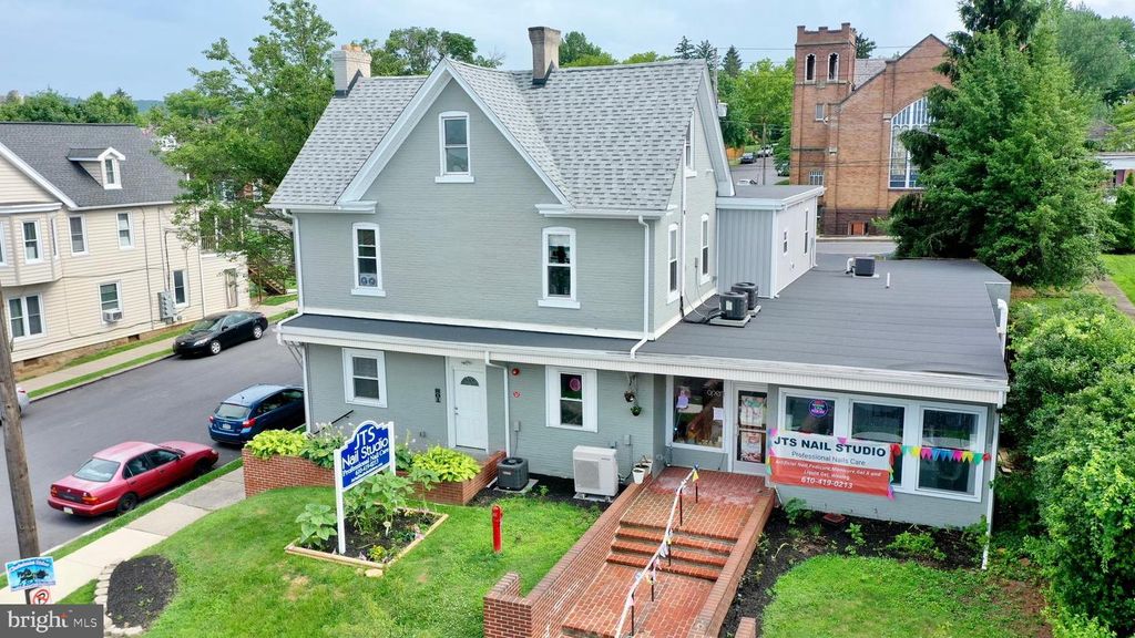 801 W BROAD ST, Bethlehem, PA 18018