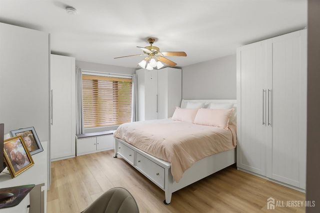 25 Carmel Court, Old Bridge, NJ 08857