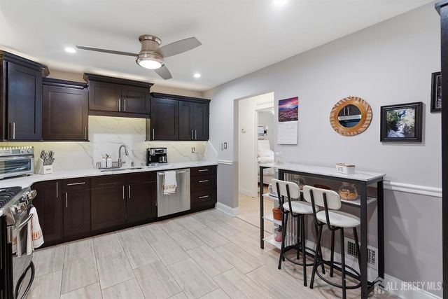 25 Carmel Court, Old Bridge, NJ 08857