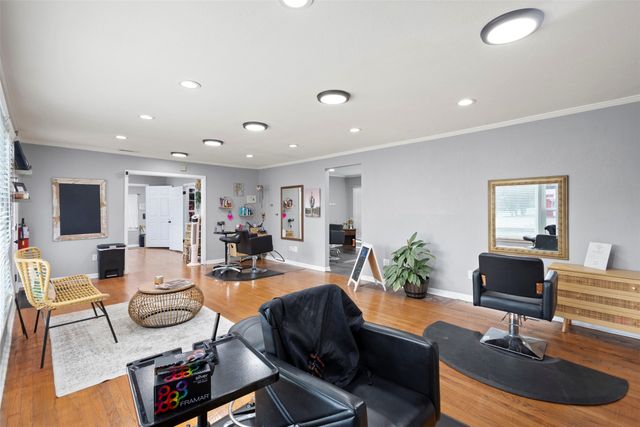 1207 S Washington Street, Kaufman, TX 75142