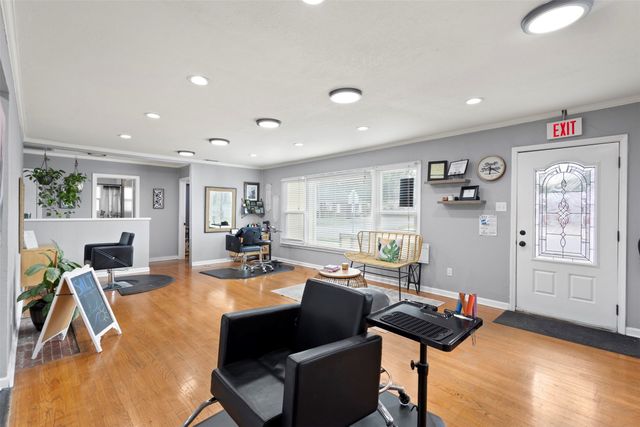 1207 S Washington Street, Kaufman, TX 75142