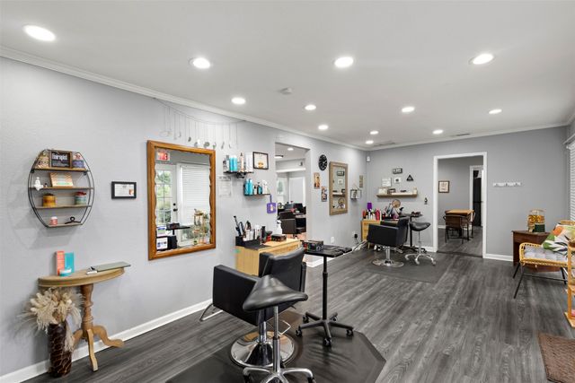 1207 S Washington Street, Kaufman, TX 75142