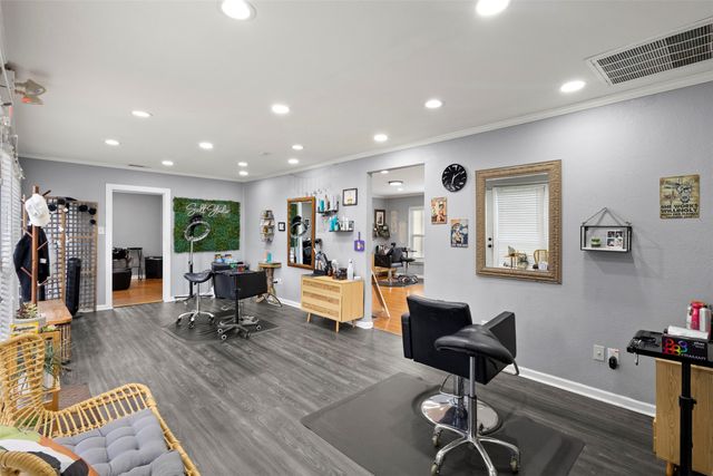 1207 S Washington Street, Kaufman, TX 75142