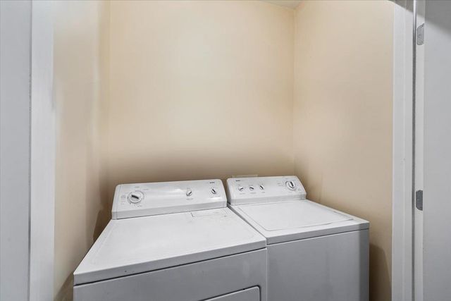 648 S Riverside Dr Apt 207, Memphis, TN 38103