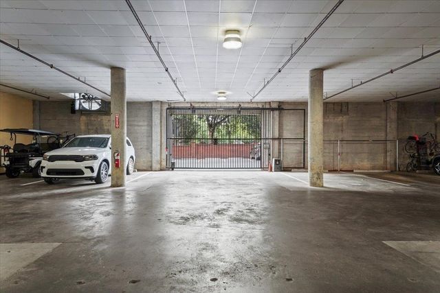 648 S Riverside Dr Apt 207, Memphis, TN 38103