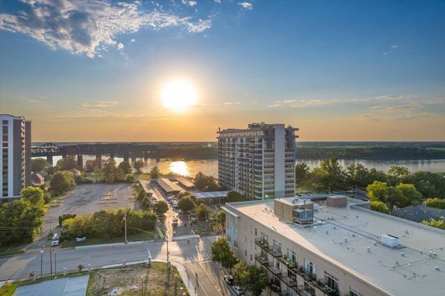 648 S Riverside Dr Apt 207, Memphis, TN 38103