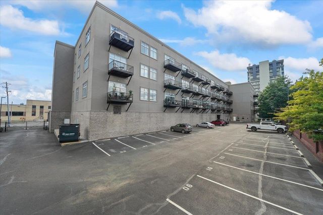 648 S Riverside Dr Apt 207, Memphis, TN 38103