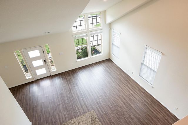 216 N Lynx Trail, Montgomery, TX 77316