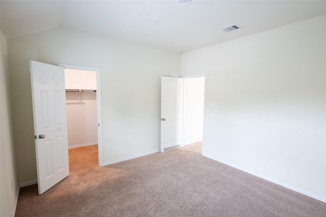 216 N Lynx Trail, Montgomery, TX 77316
