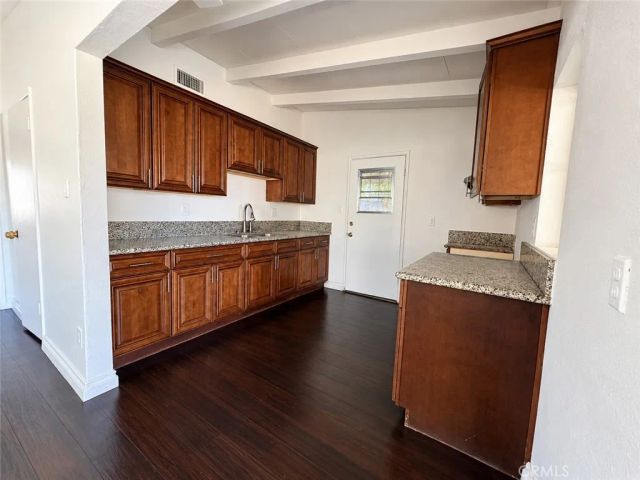 1452 Holly Ave., Colton, CA 92324