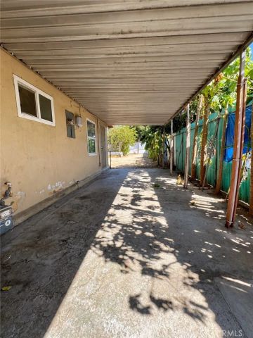 1452 Holly Ave., Colton, CA 92324