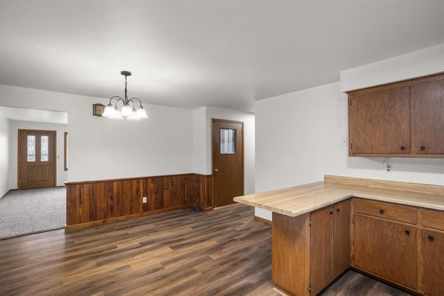 1303 HAEN DRIVE, Kaukauna, WI 54130