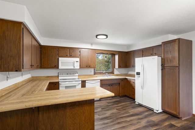 1303 HAEN DRIVE, Kaukauna, WI 54130