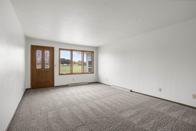 1303 HAEN DRIVE, Kaukauna, WI 54130