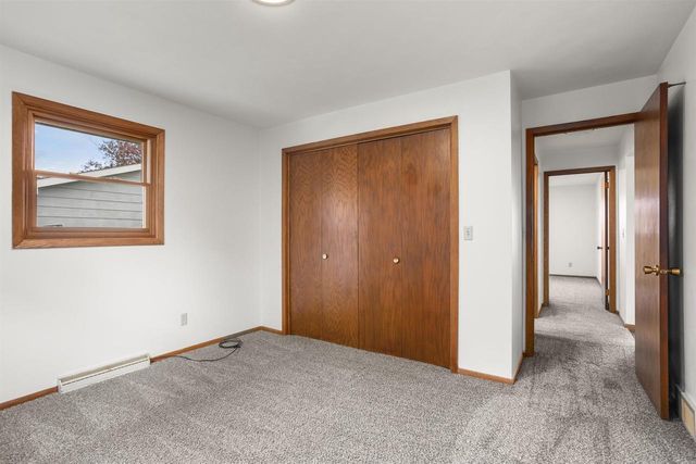 1303 HAEN DRIVE, Kaukauna, WI 54130