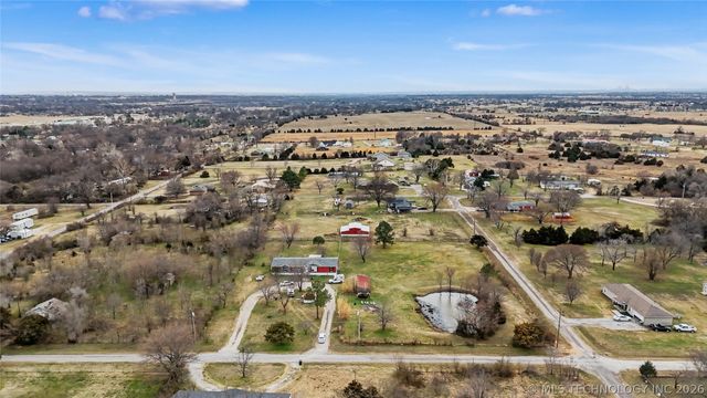 9110 E 130th Street N, Collinsville, OK 74021