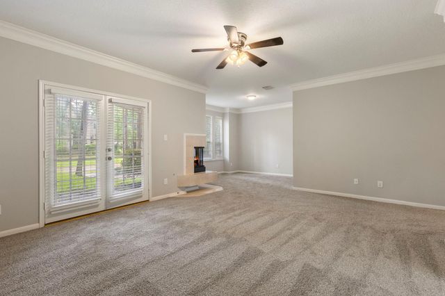 27 Stargazer Place, The Woodlands, TX 77381