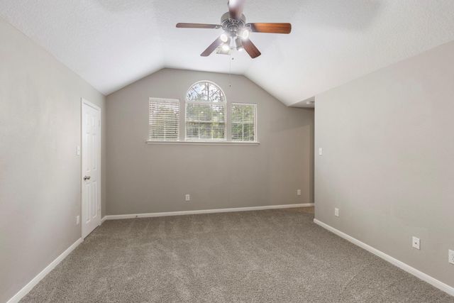 27 Stargazer Place, The Woodlands, TX 77381