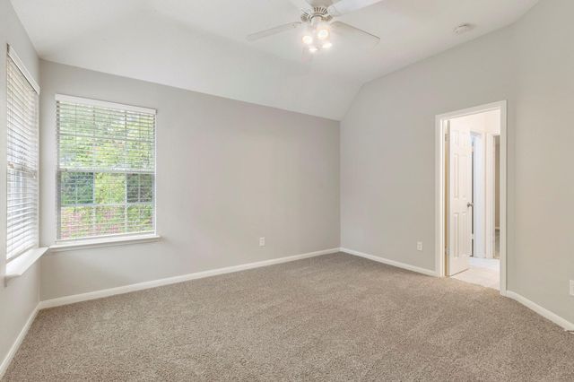 27 Stargazer Place, The Woodlands, TX 77381
